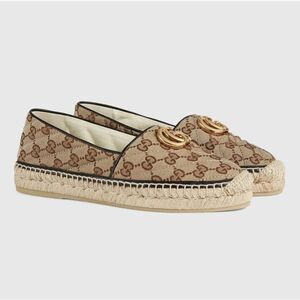 Brand new women’s Gucci Beige Espadrille Loafers size 5